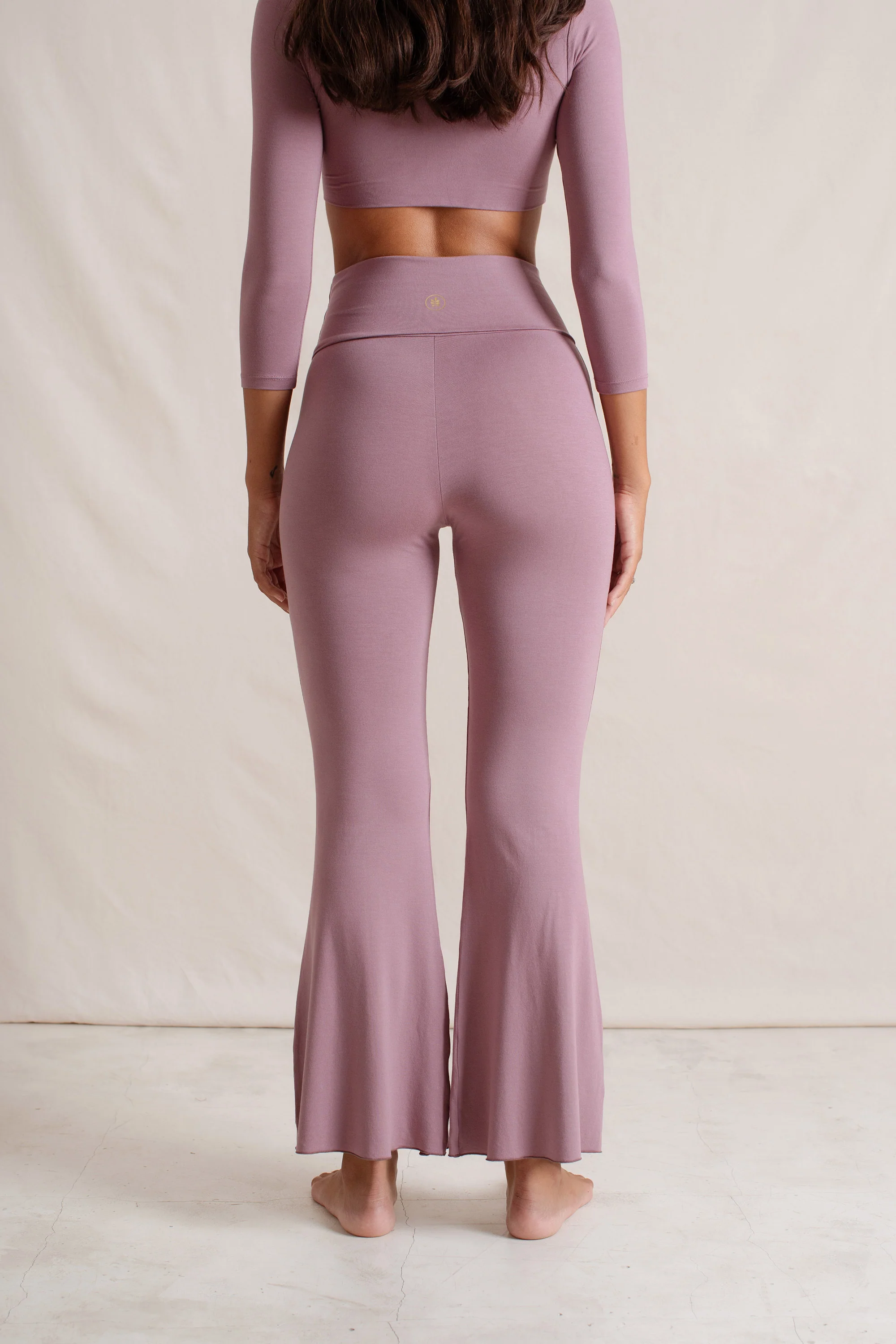 Agni Flares Mauve - Image 5
