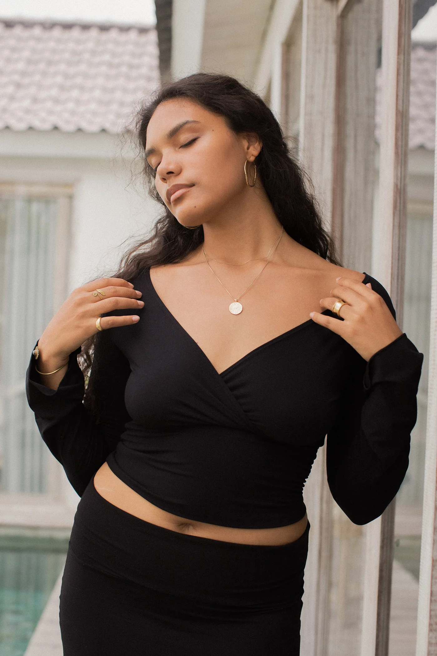 Agni Longsleeve Black - Image 11
