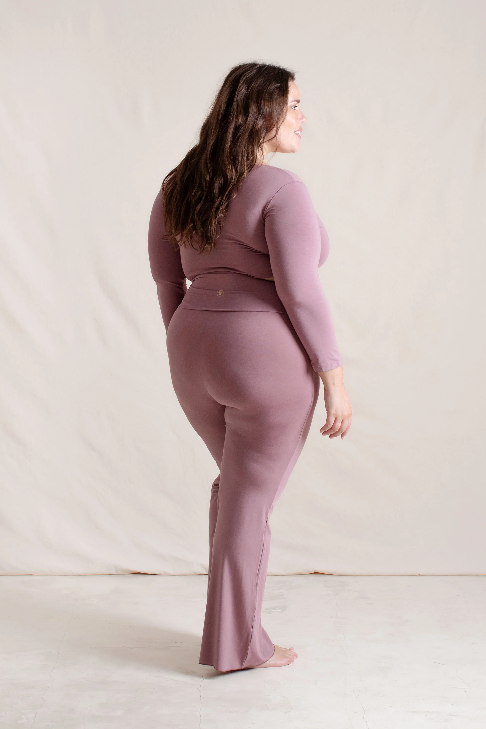 Agni Twist Crop Mauve - Image 8