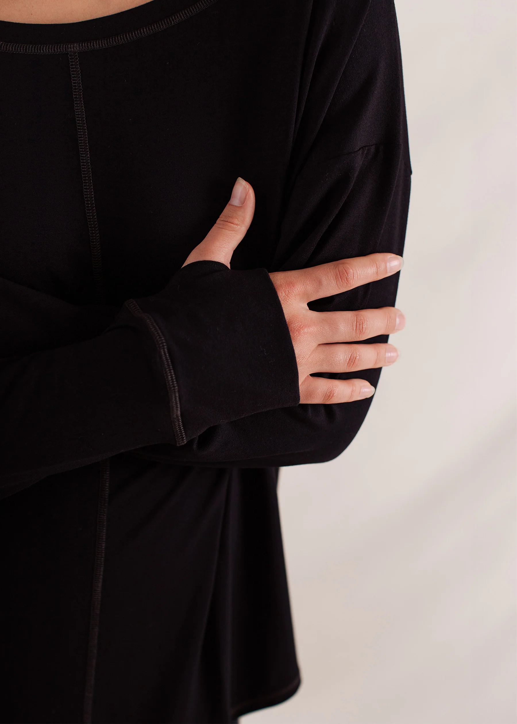 Alora Longsleeve Black - Image 11