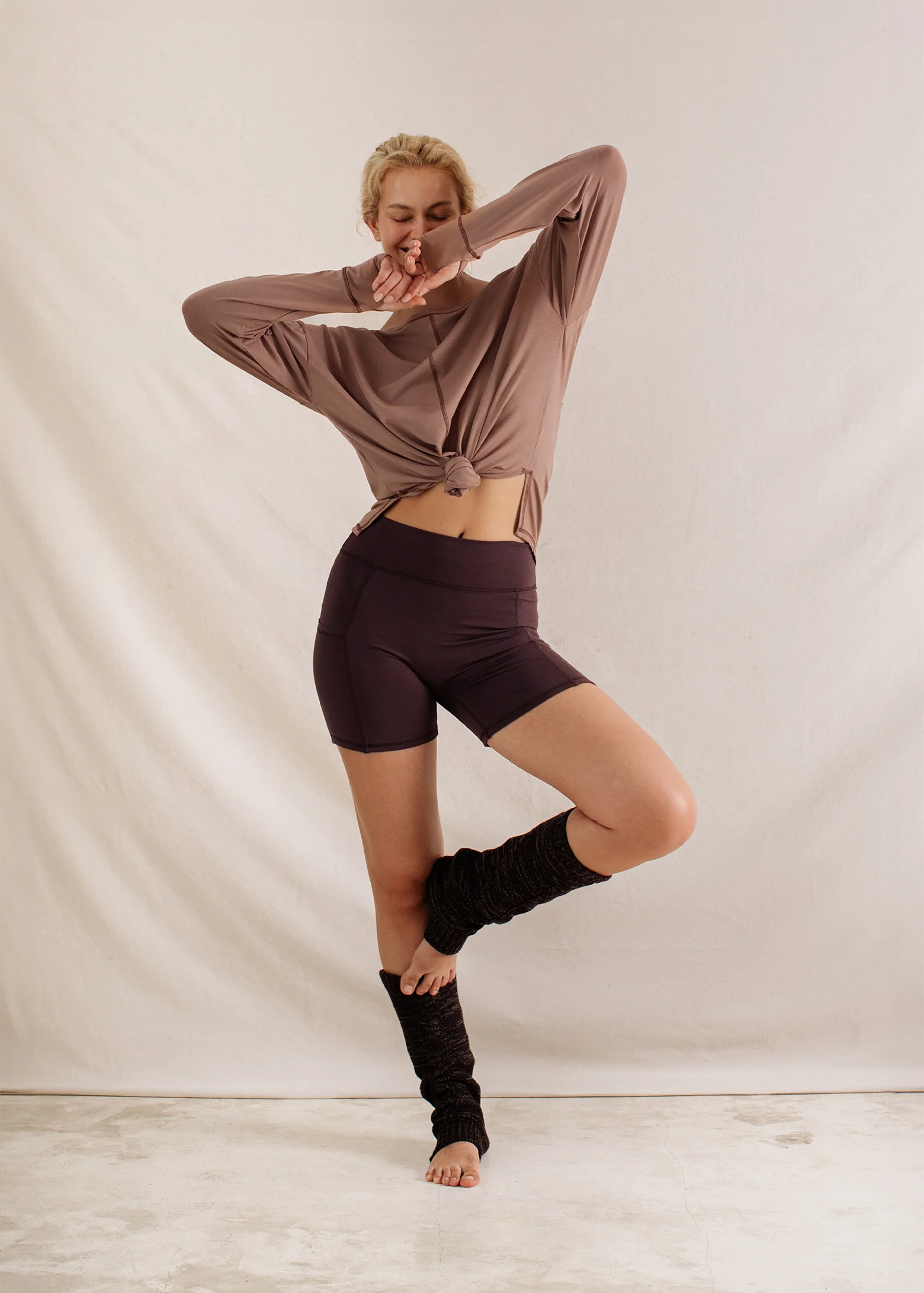 Alora Longsleeve Sandalwood - Image 7
