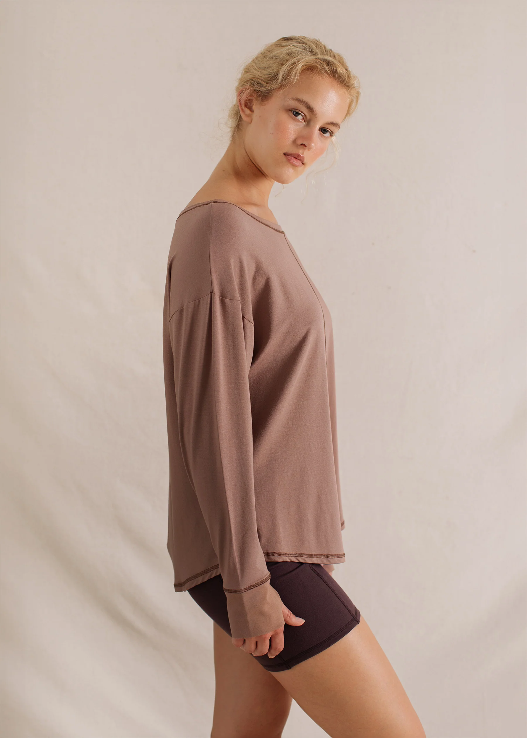 Alora Longsleeve Sandalwood - Image 9