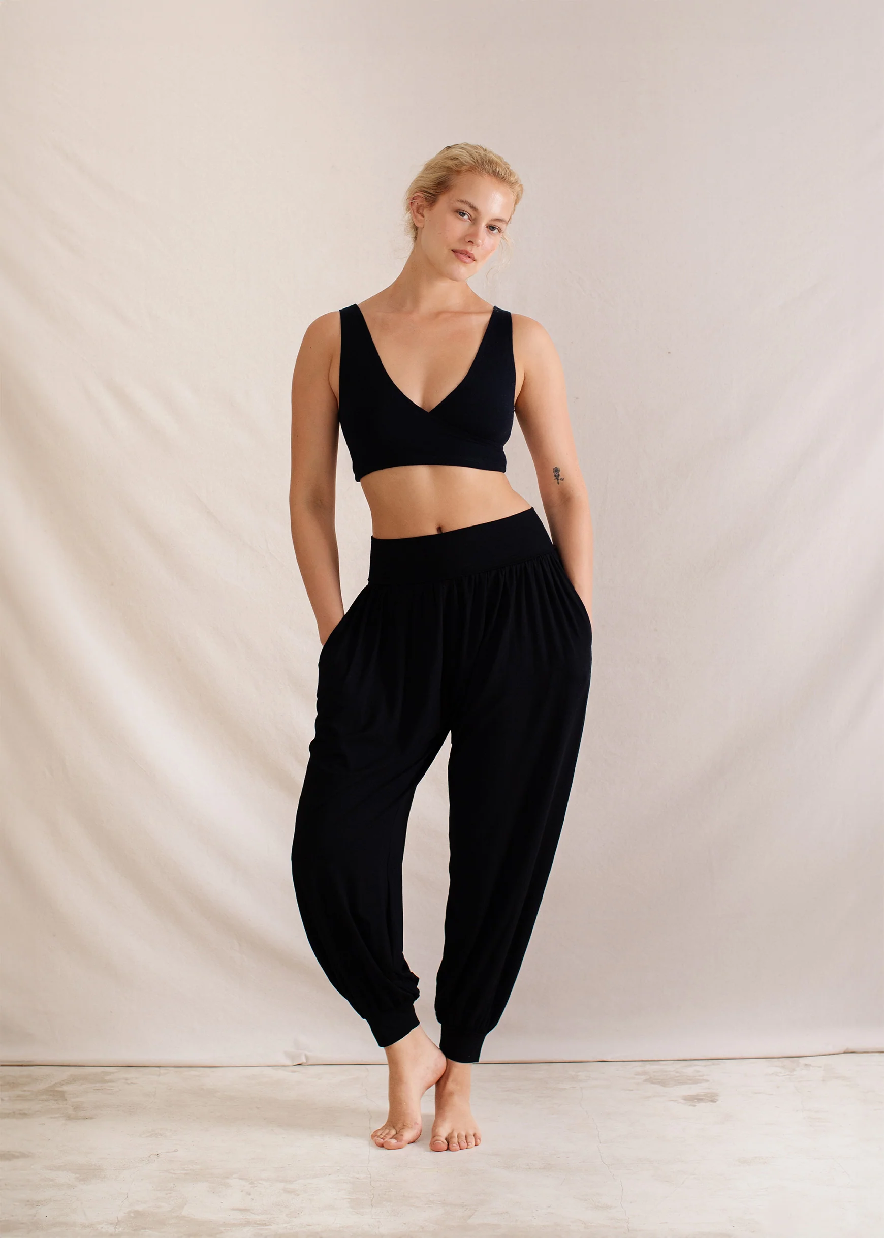 Alora Pants Black - Image 3