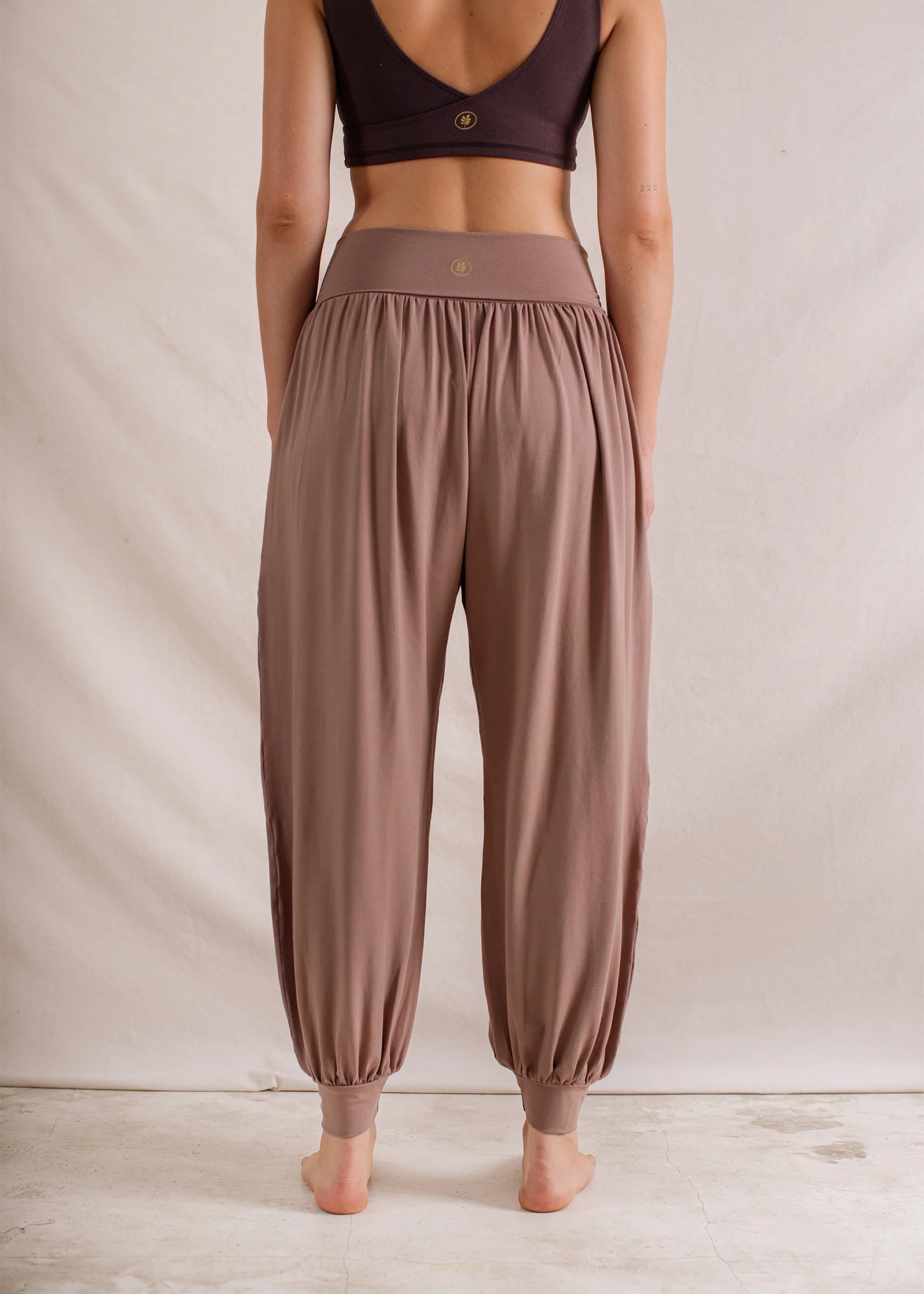 Alora Pants Sandalwood - Image 15