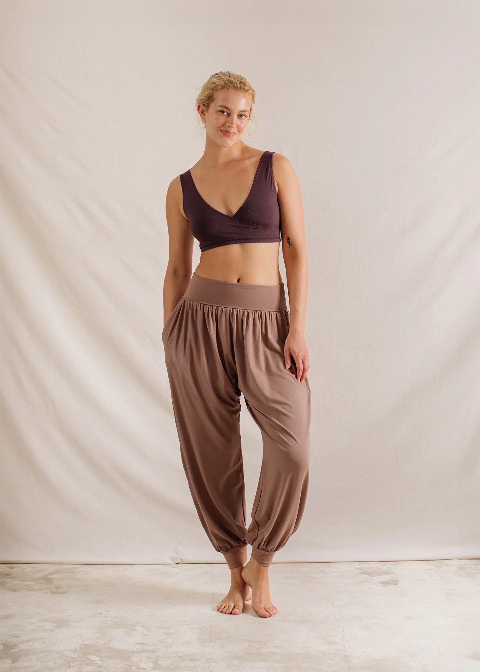 Alora Pants Sandalwood - Image 8