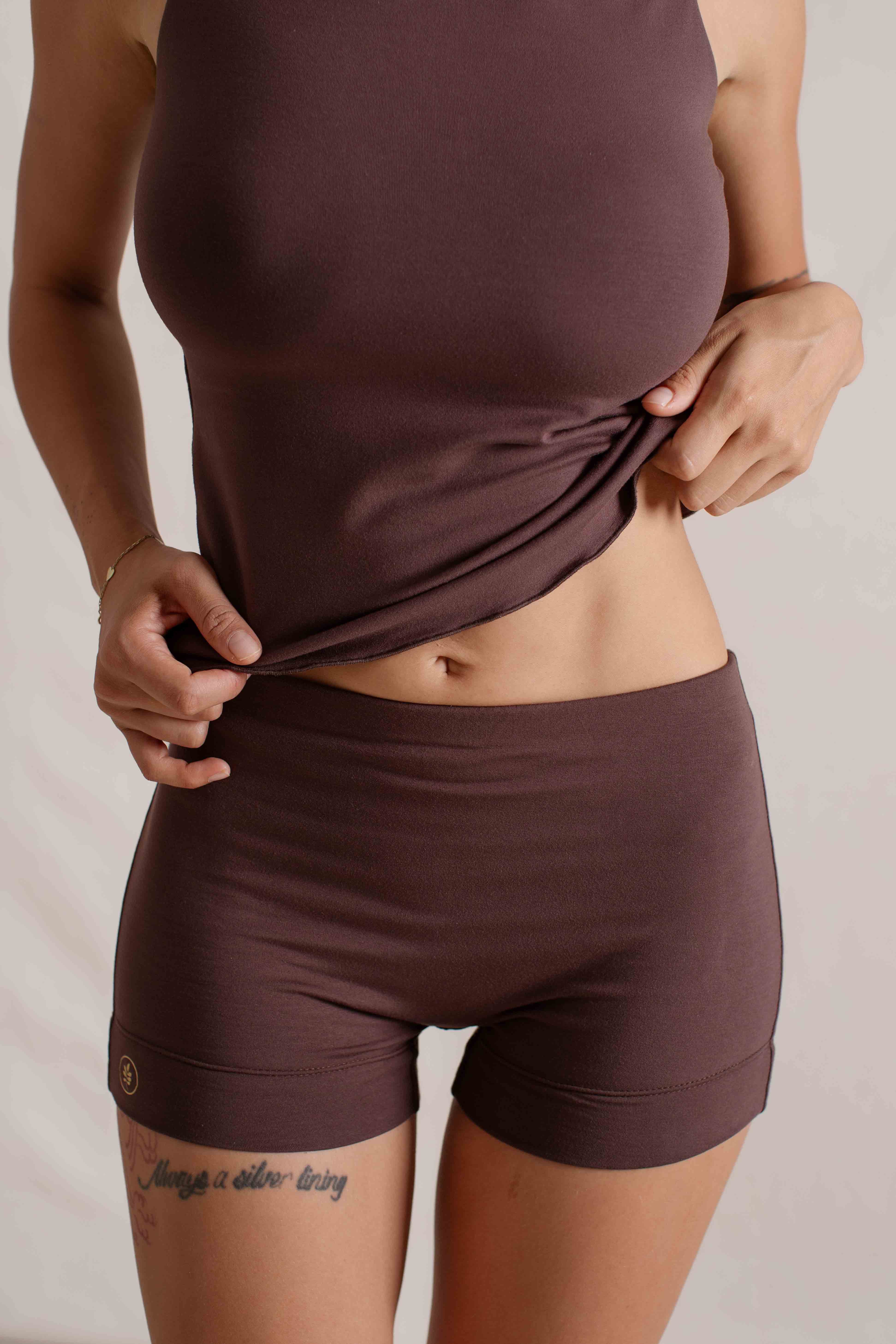 Bella Shorts Carob - Image 3