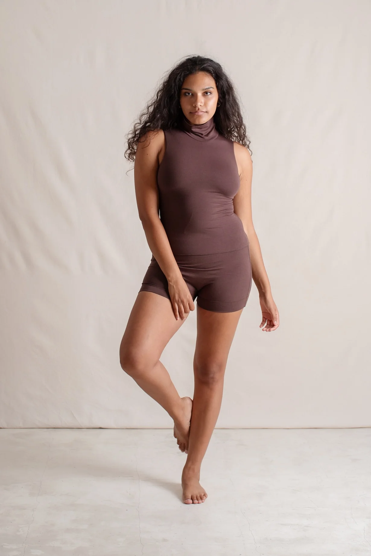 Bella Shorts Carob - Image 6