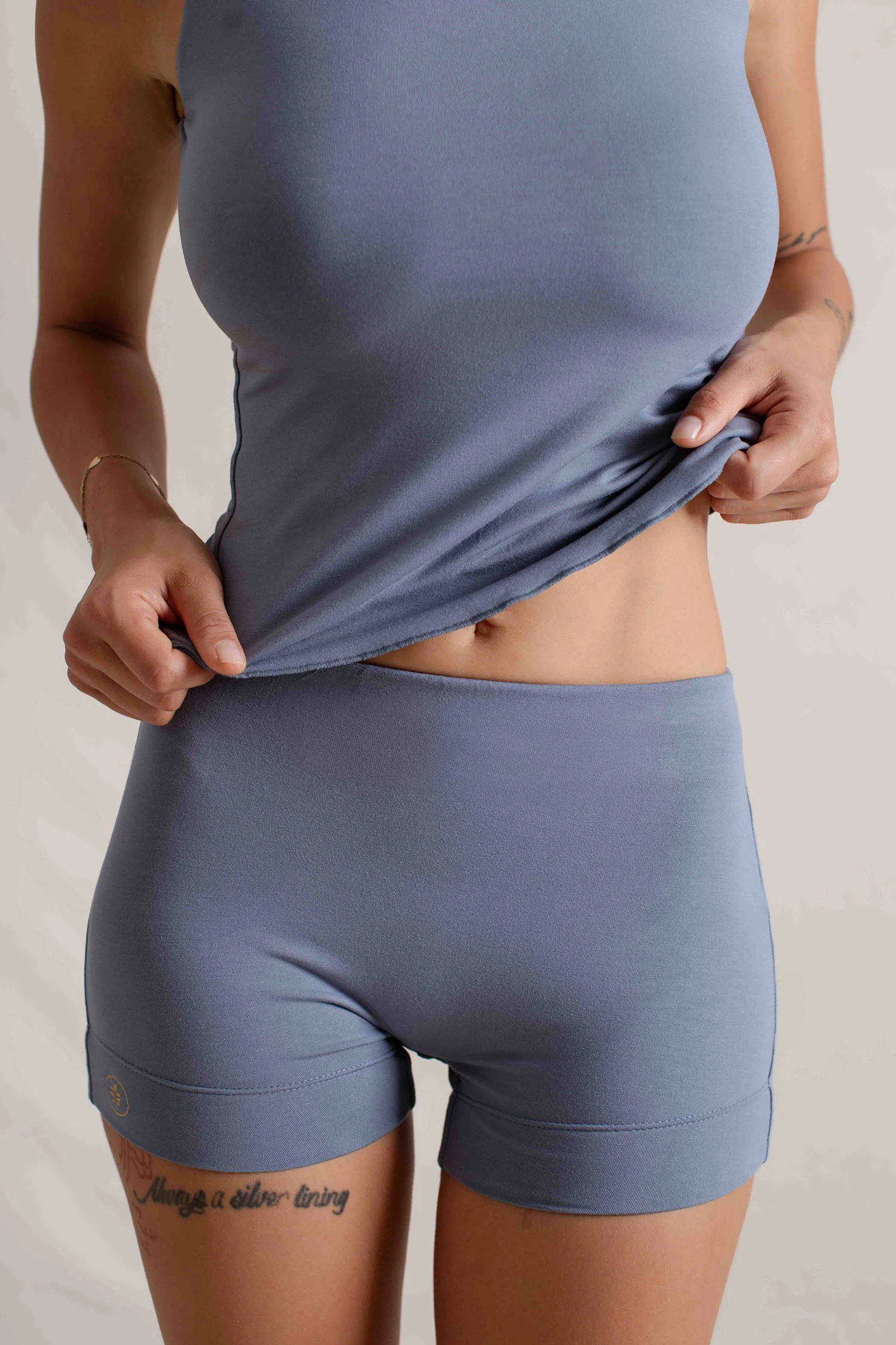 Bella Shorts Slate - Image 5