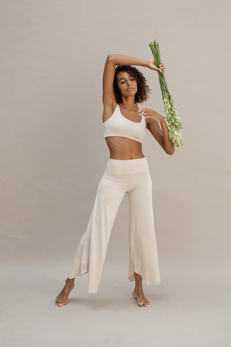 Layla Flares Pearl - Image 9