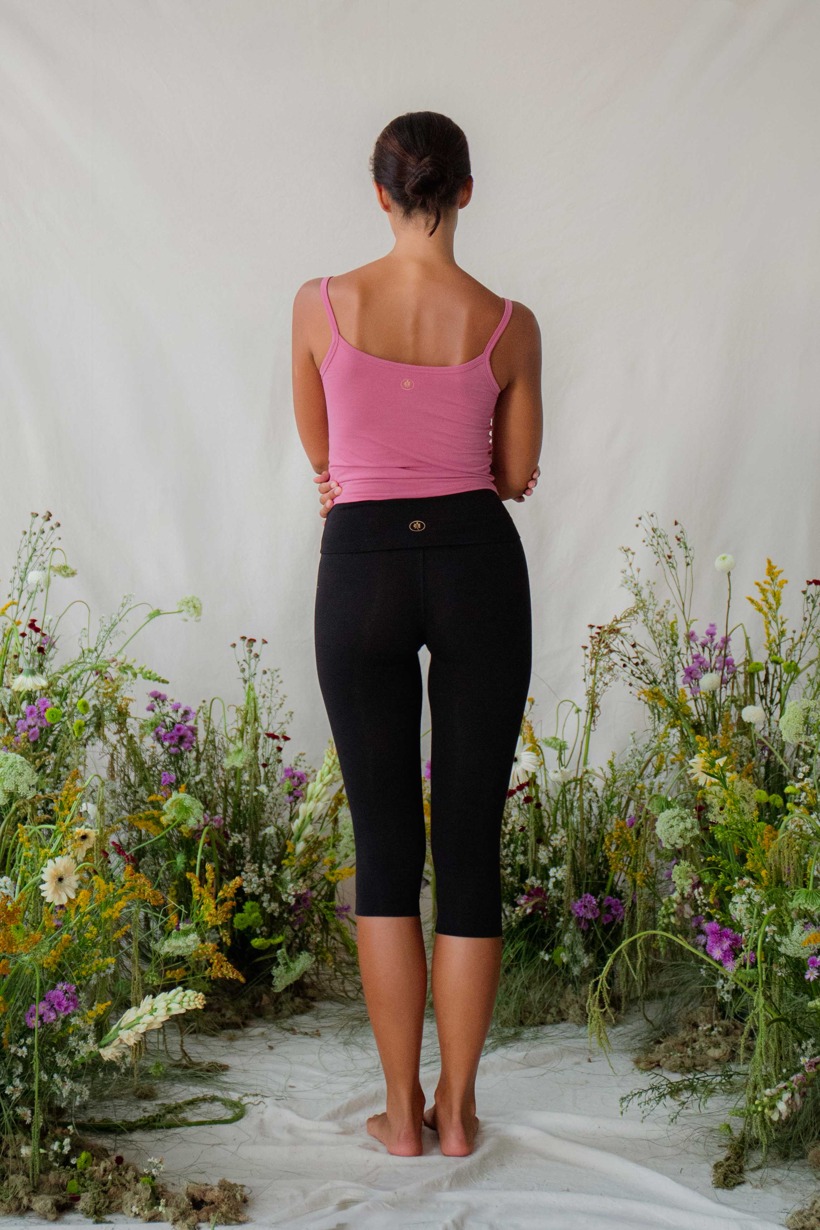 Eden Capri Black - Image 5