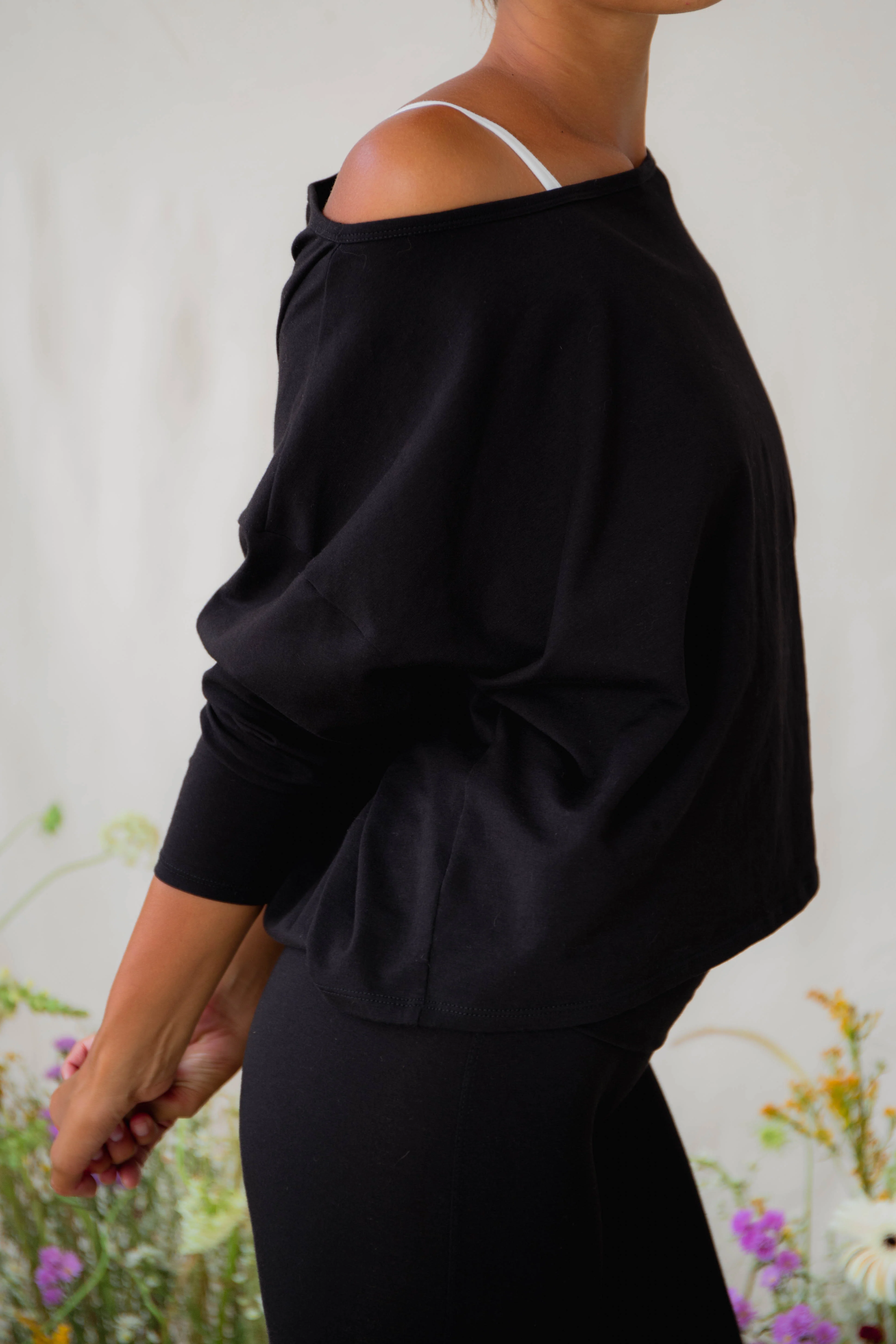 Eden Longsleeve Black - Image 4