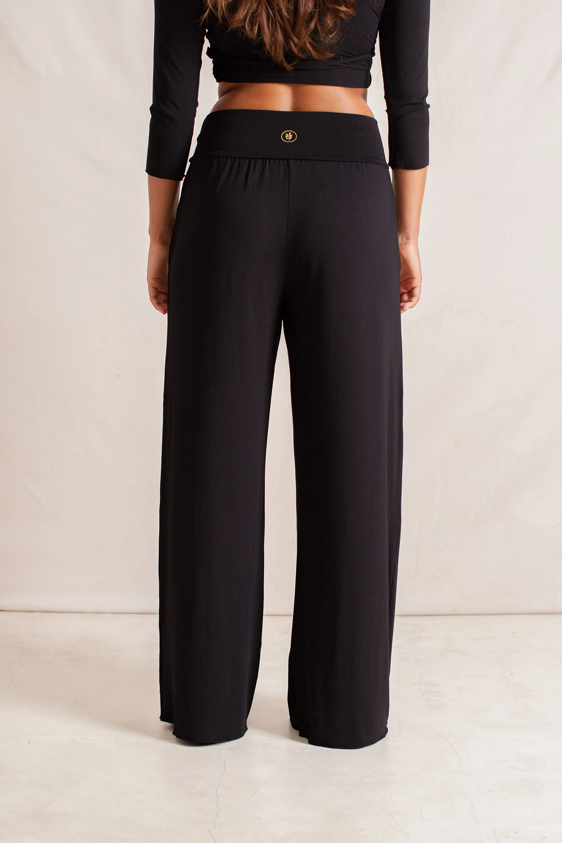 Honey Pants Black - Image 9