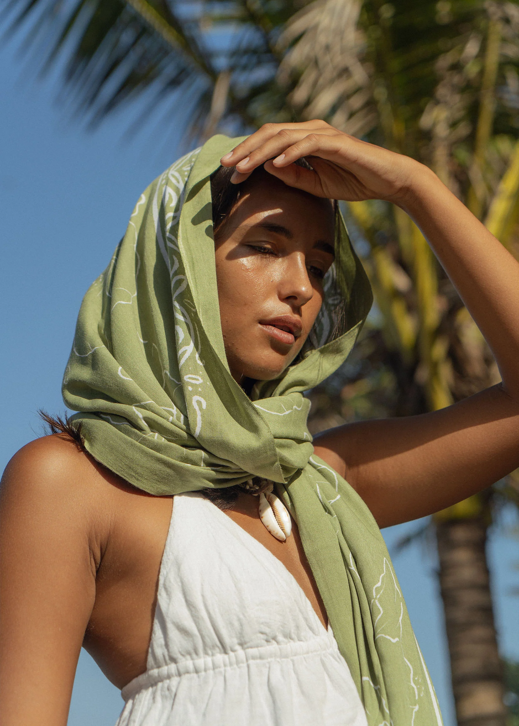 Isla Sarong Palm - Image 9
