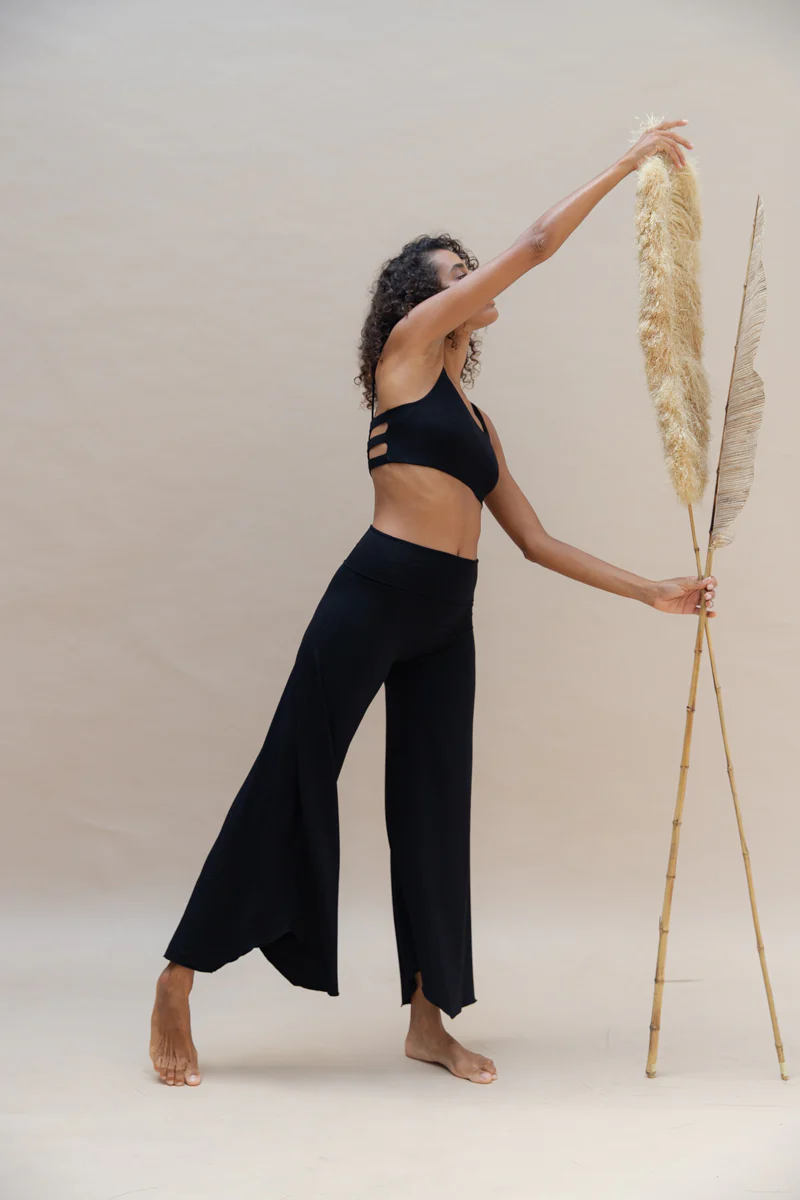 Layla Flares Black - Image 9
