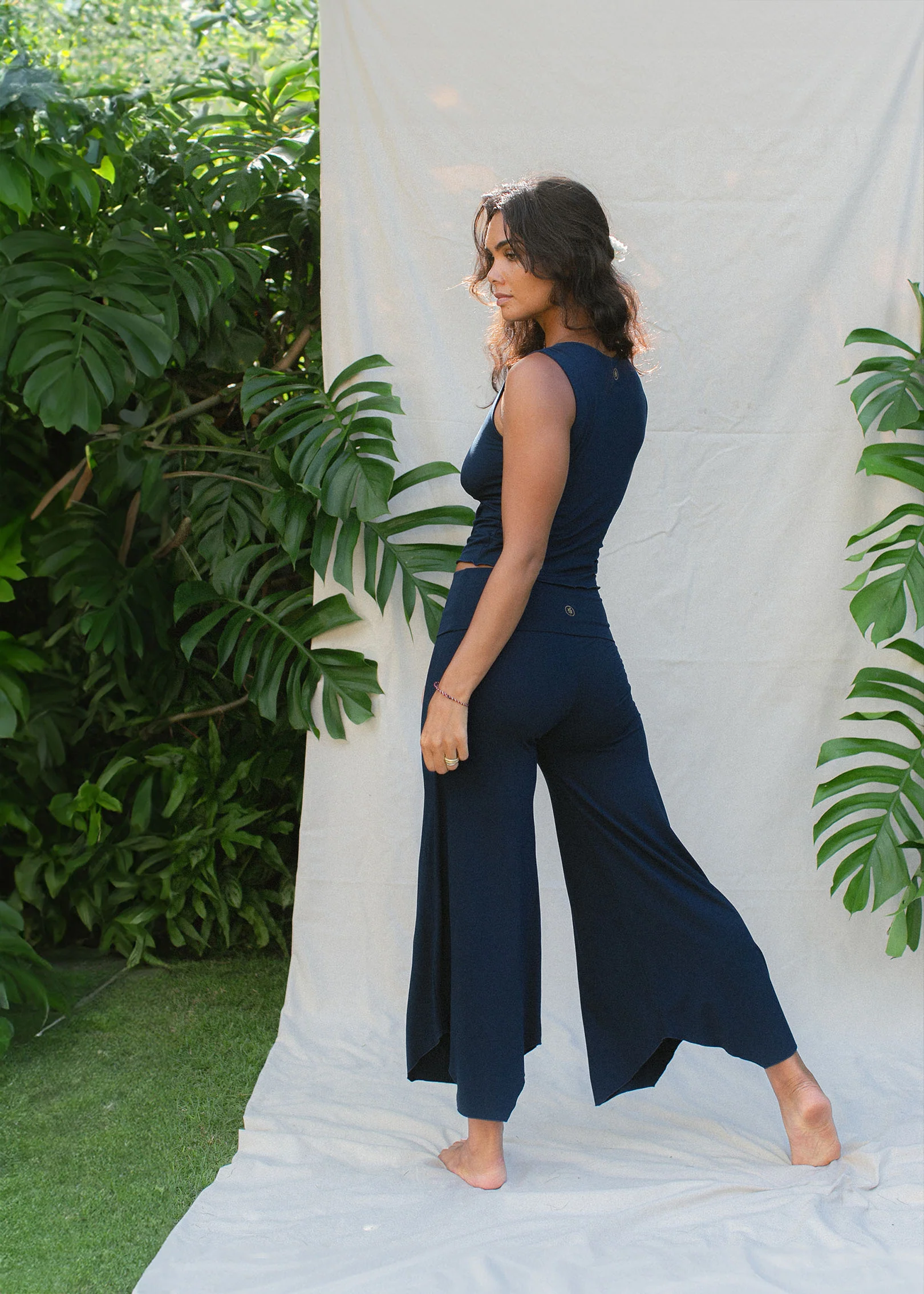 Layla Flares Navy - Image 5