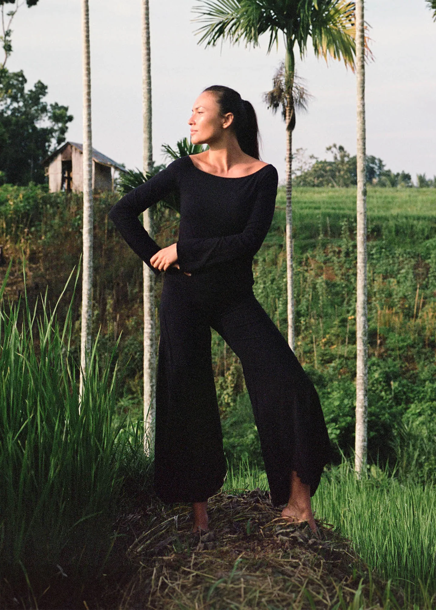 Layla Longsleeve Black - Image 3