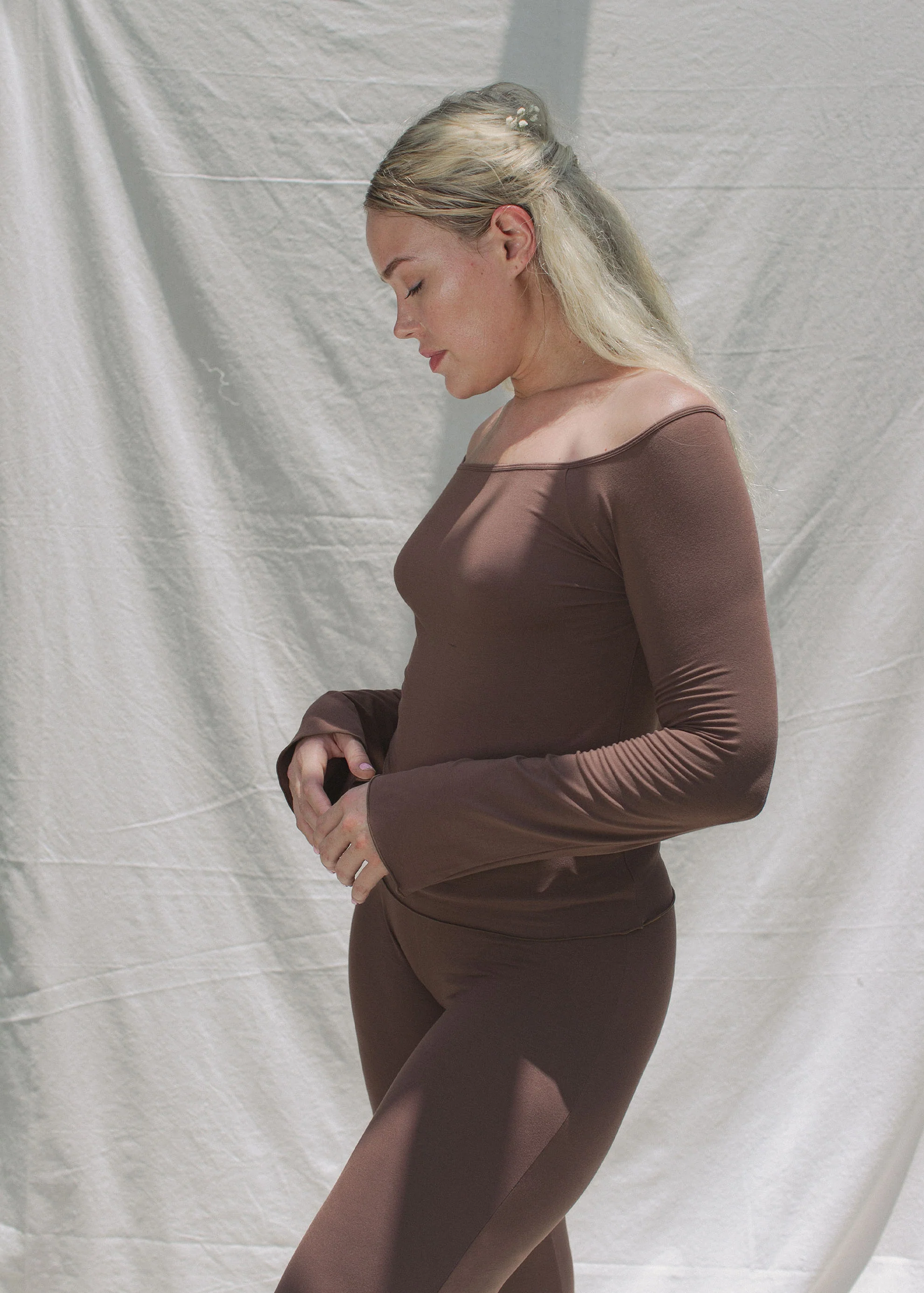 Layla Longsleeve Chocolate - Image 13