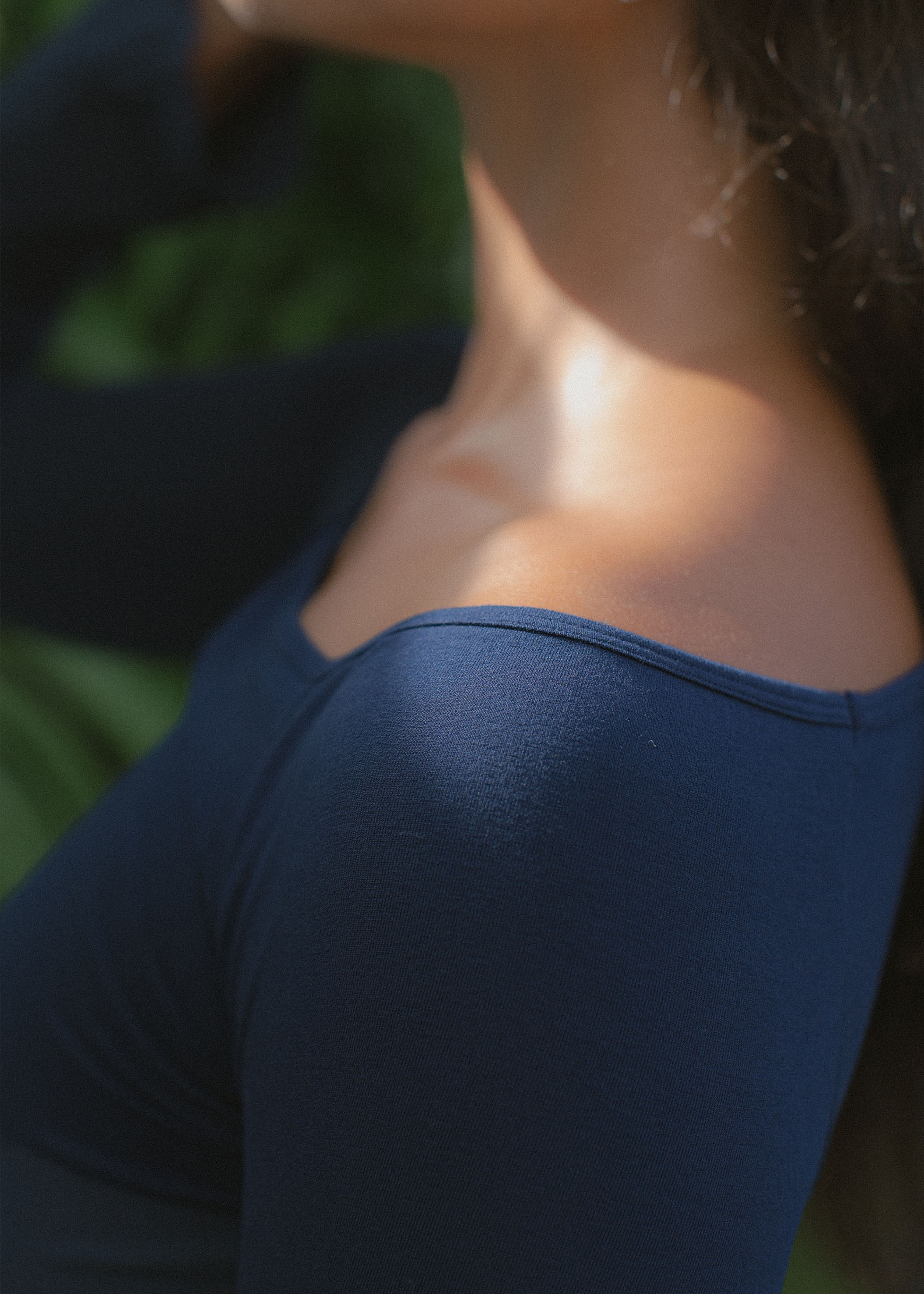 Layla Longsleeve Navy - Image 3
