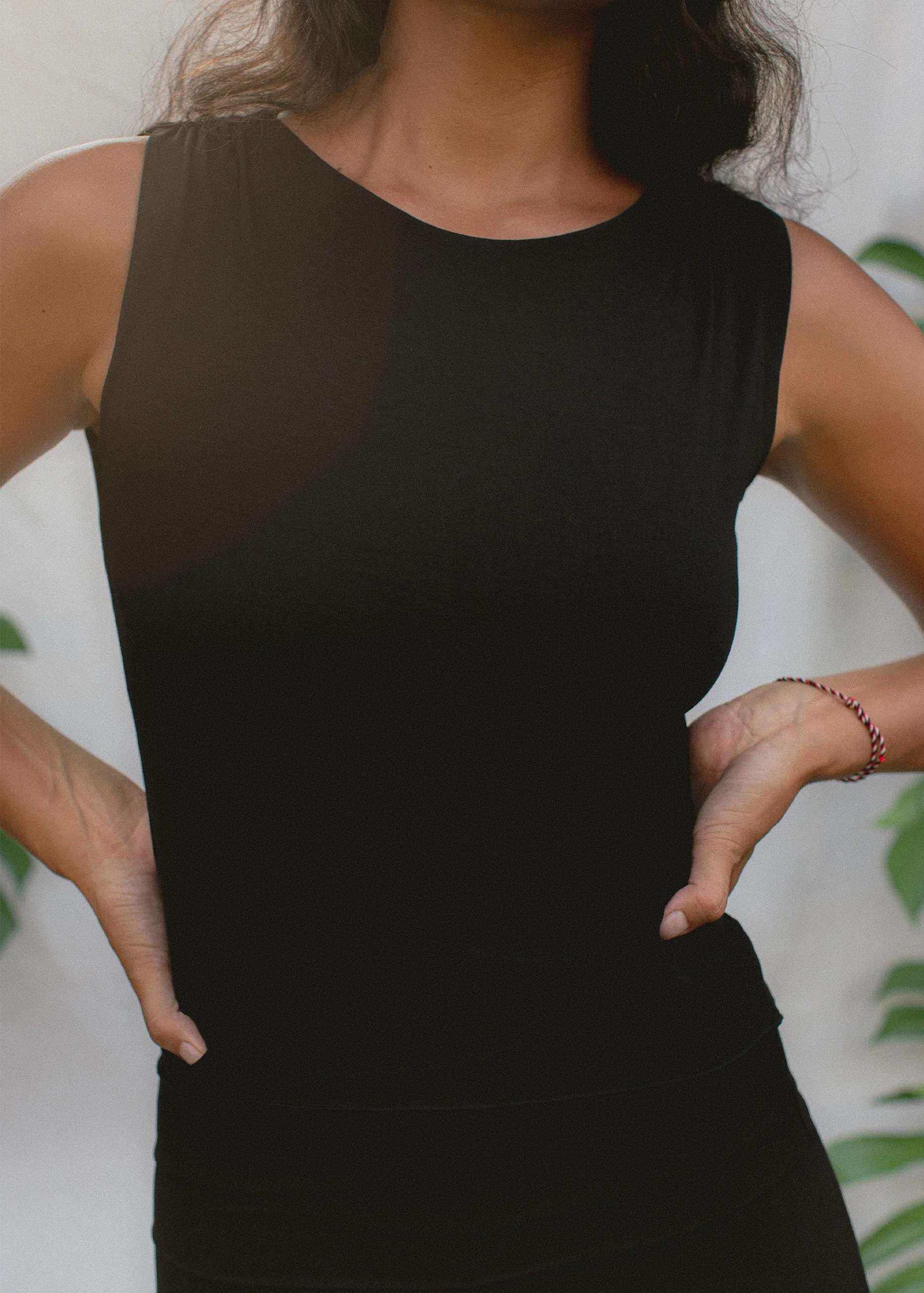 Layla Tank Black - Image 6