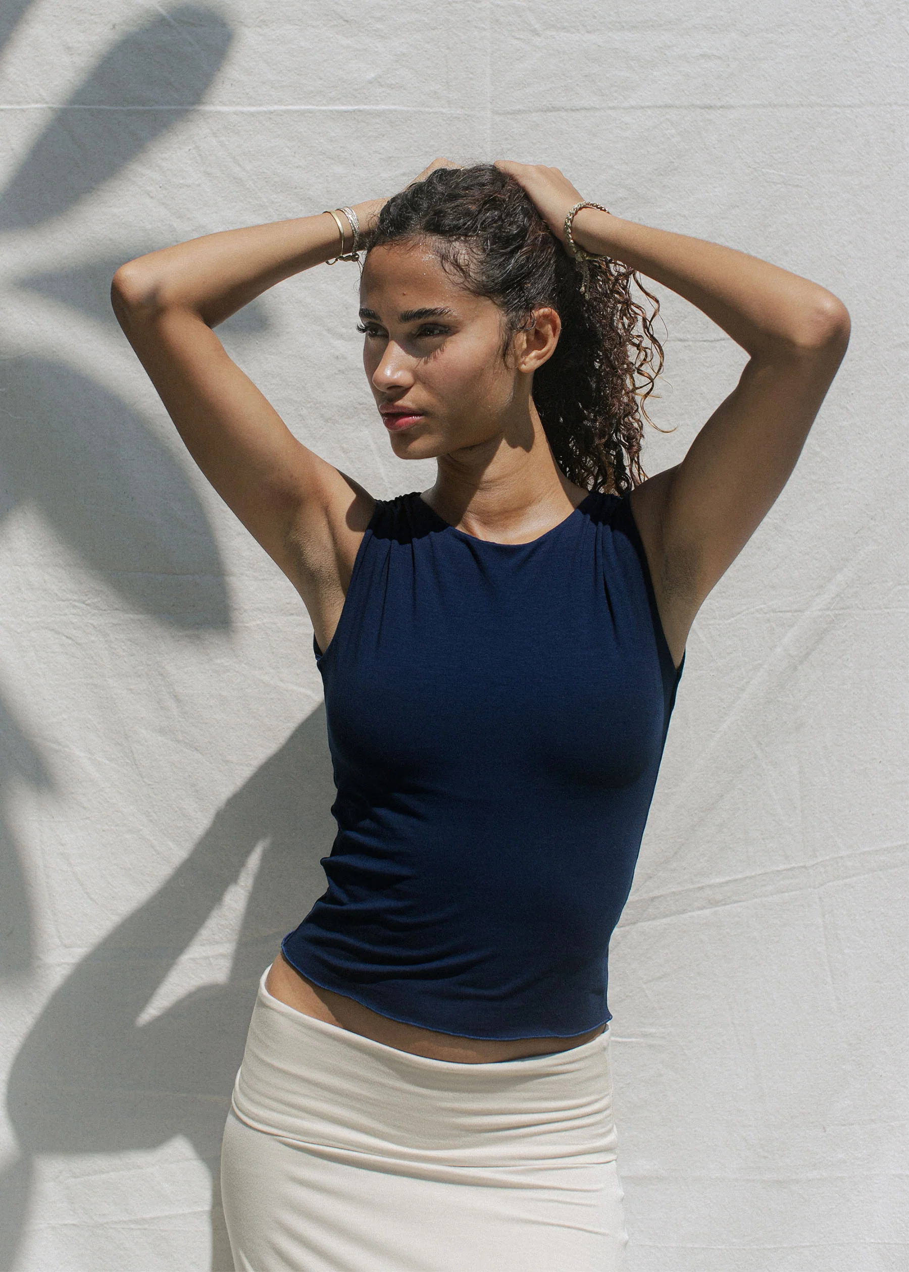 Layla Tank Navy - Image 4