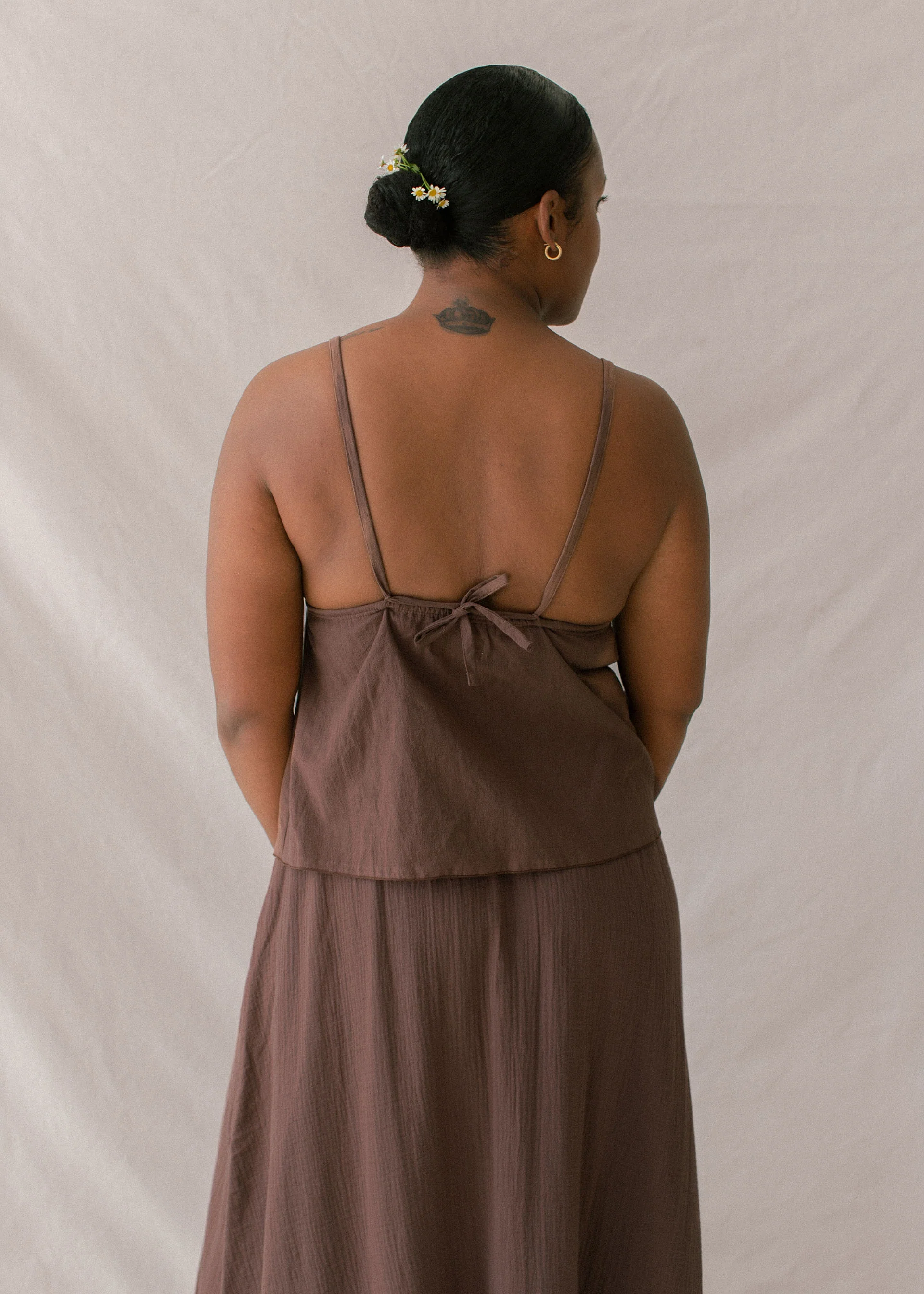 Mökki Halter Top Walnut - Image 11