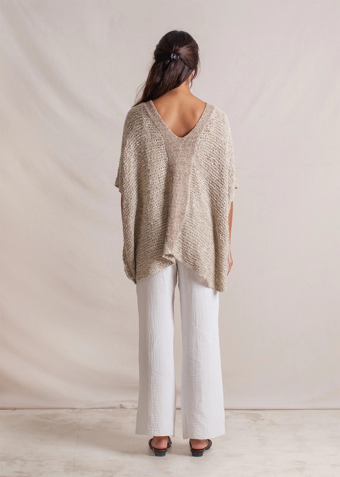 Mökki Poncho Stone - Image 15