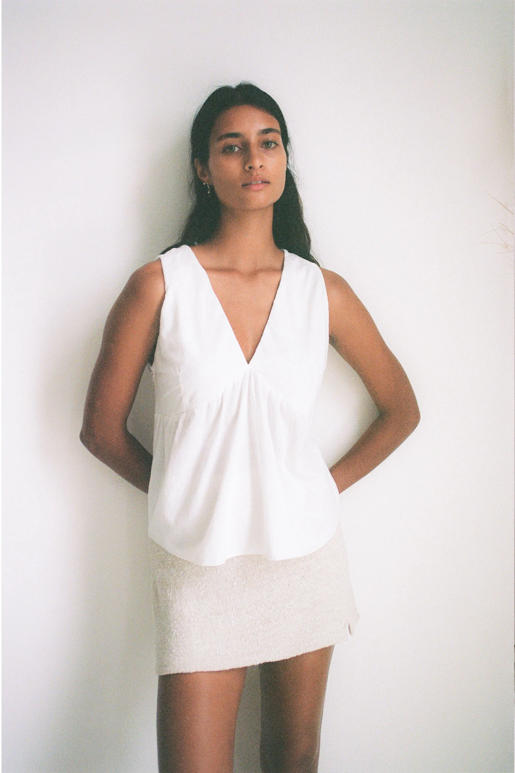 Mökki Top Off White - Image 6