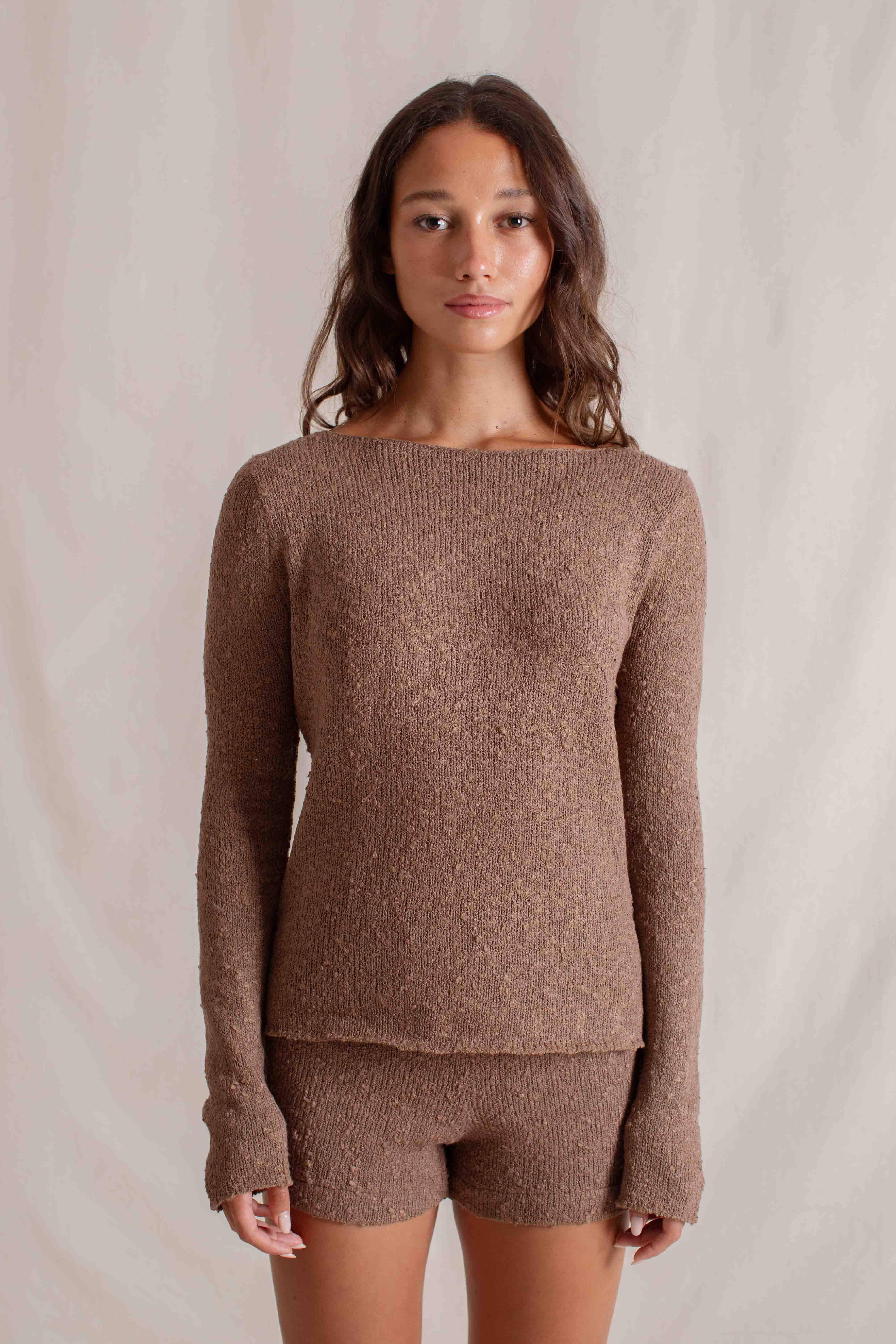 Olivia Longsleeve Pecan