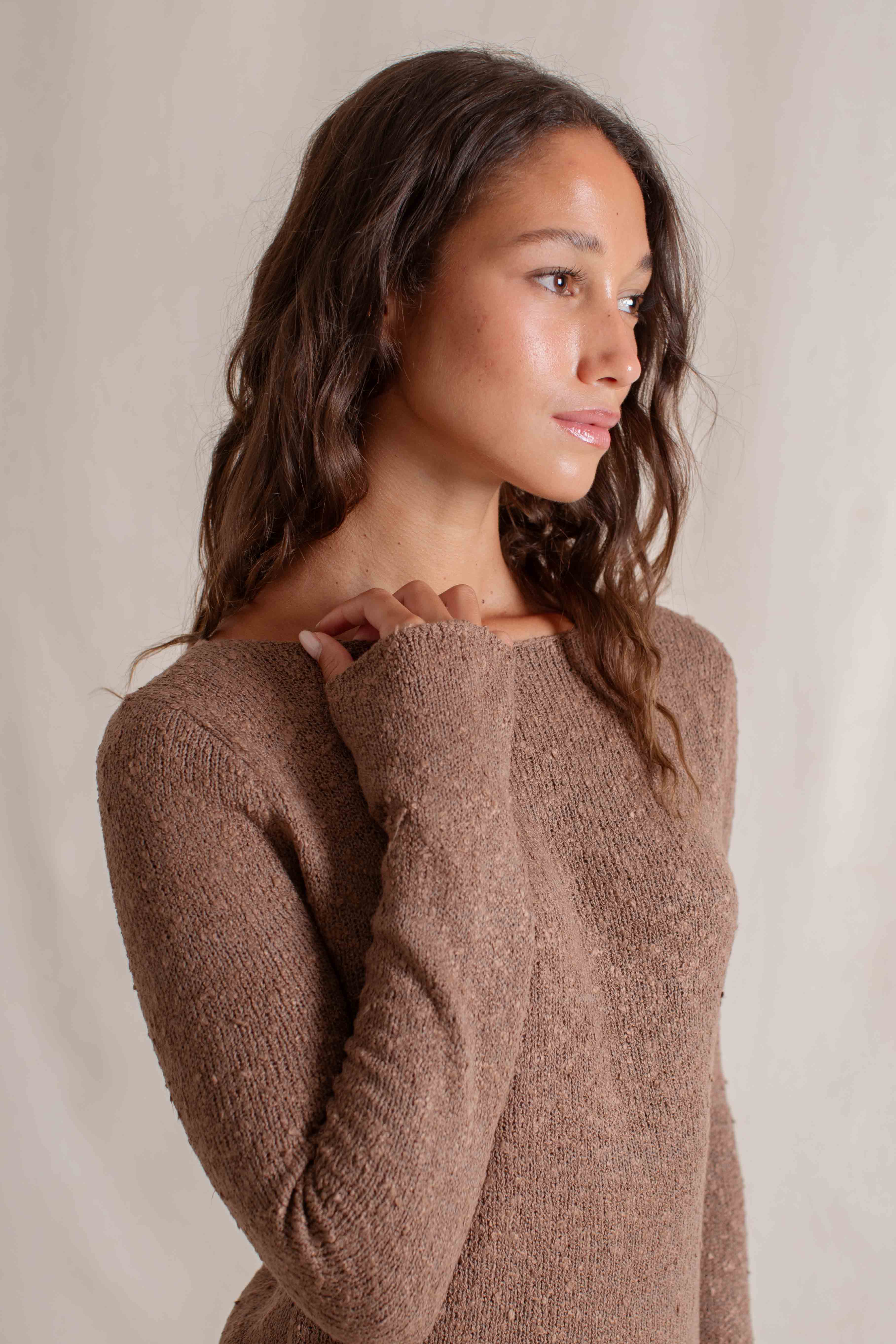 Olivia Longsleeve Pecan - Image 4