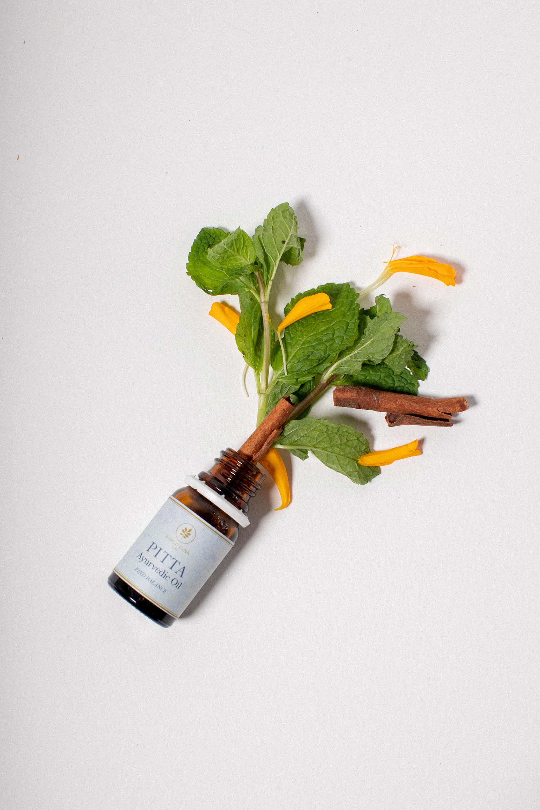 Pitta Ayurvedic Oil - Image 3