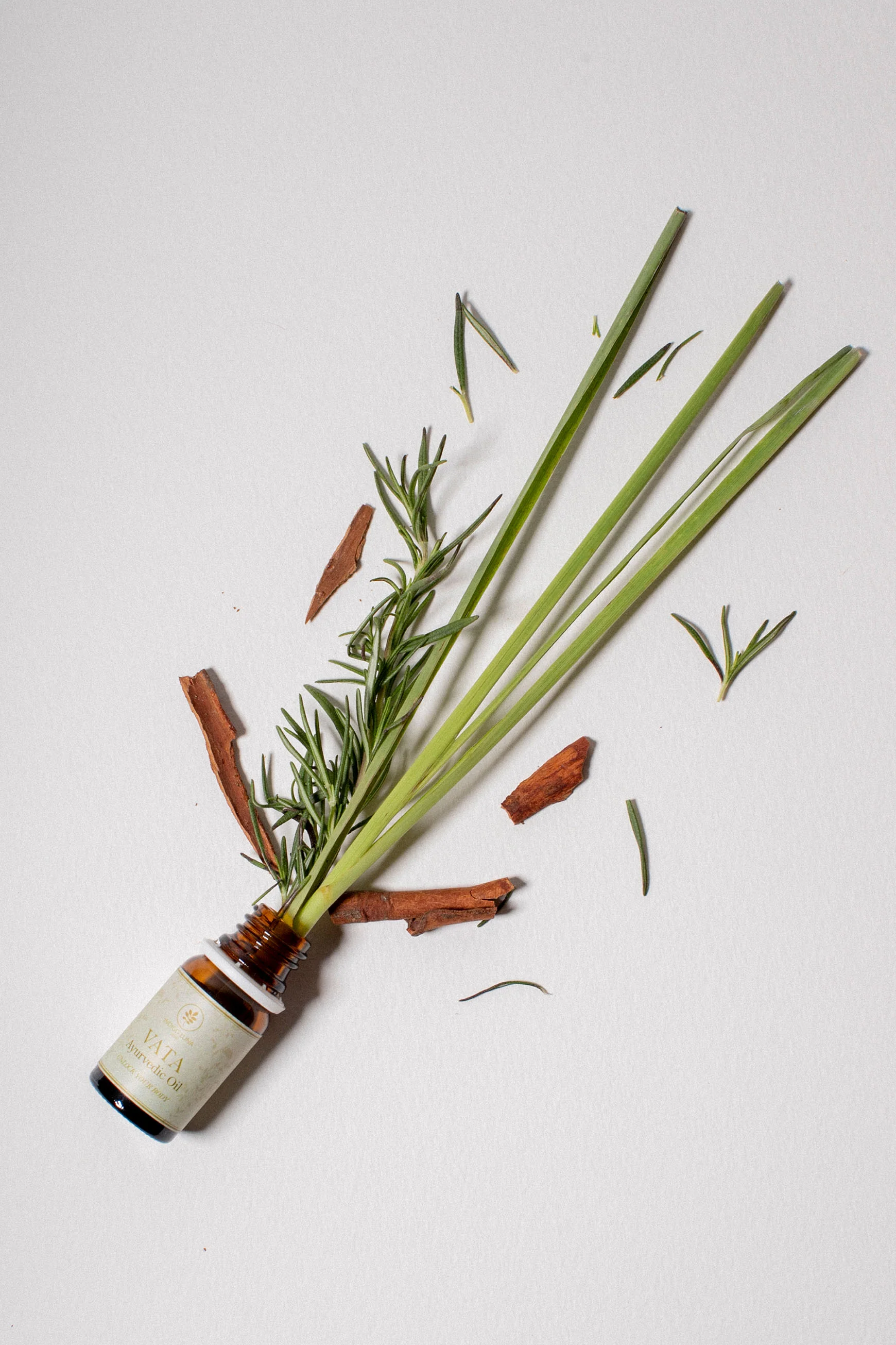 Vata Ayurvedic Oil - Image 7