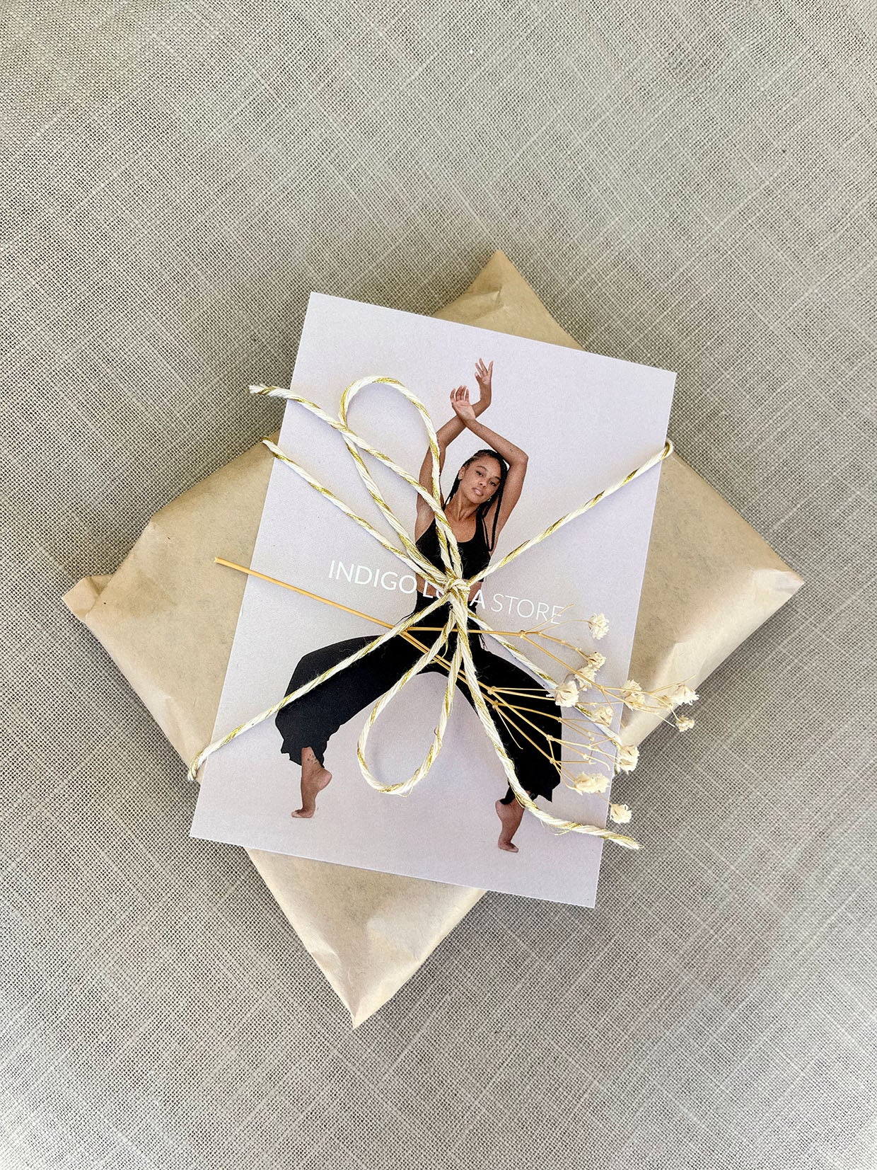 Gift Wrapping - Image 3